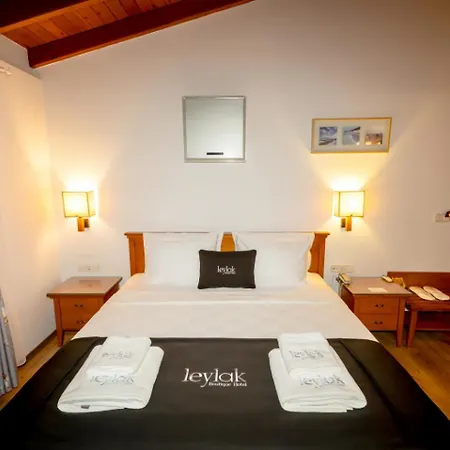 Leylak Hotel 4*