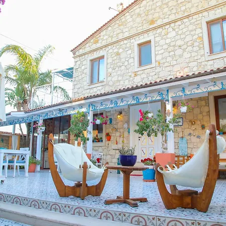 레이락 부티크 앤 브라서리 호텔 알라카티