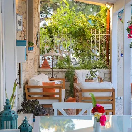 레이락 부티크 앤 브라서리 3*