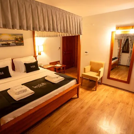 호텔 레이락 부티크 앤 브라서리 3*