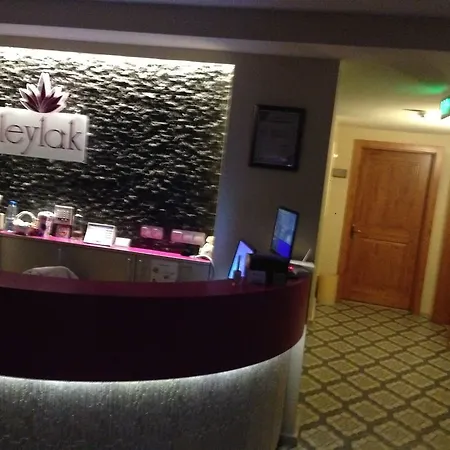 레이락 부티크 앤 브라서리 호텔