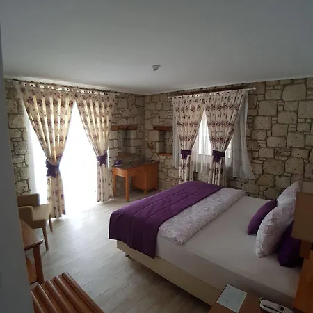 레이락 부티크 앤 브라서리 호텔