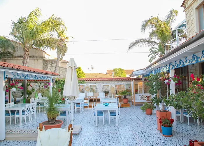 Leylak Hotel Alacati